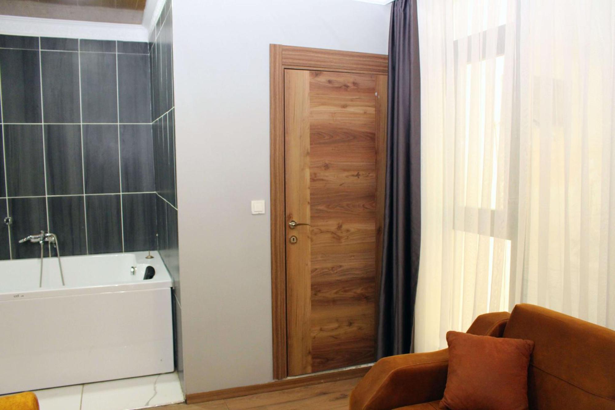 Biglife Hotel Истанбул Екстериор снимка